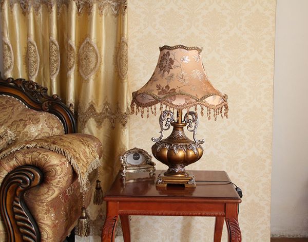 DEN-NGU-DE-BAN-ma-DN-8072-37